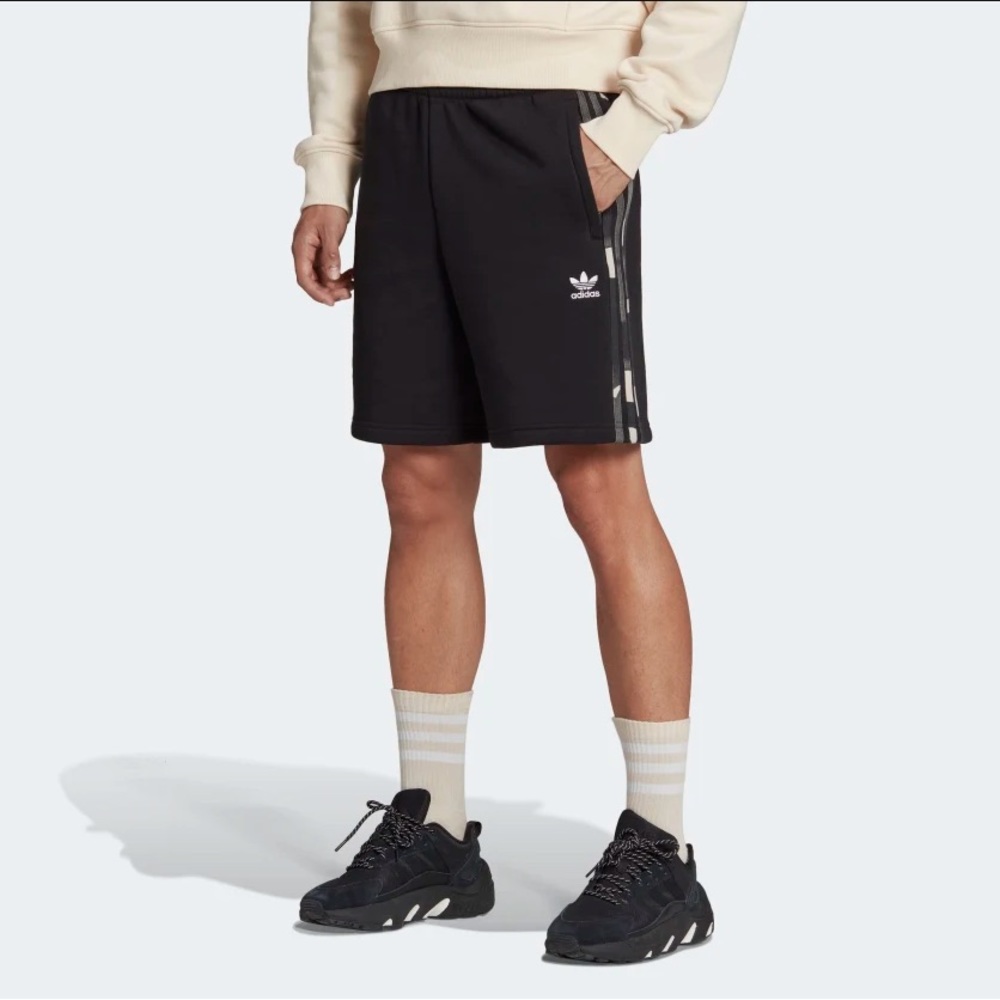 Adidas Primegreen Essentials Warm-Up Camo 3-Stripes Shorts. Black Men’s XL.